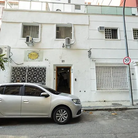 Apartamento Com Varanda Em Copacabana